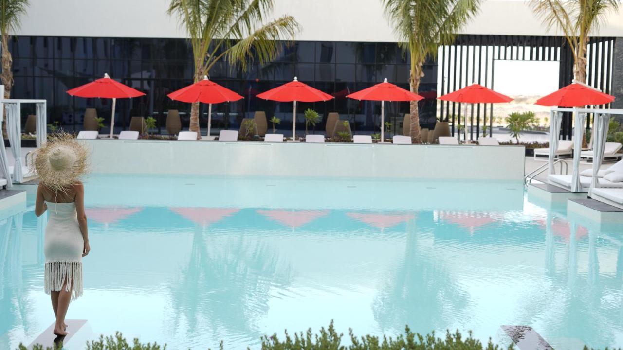Maani Muscat Hotel & Suites 外观 照片