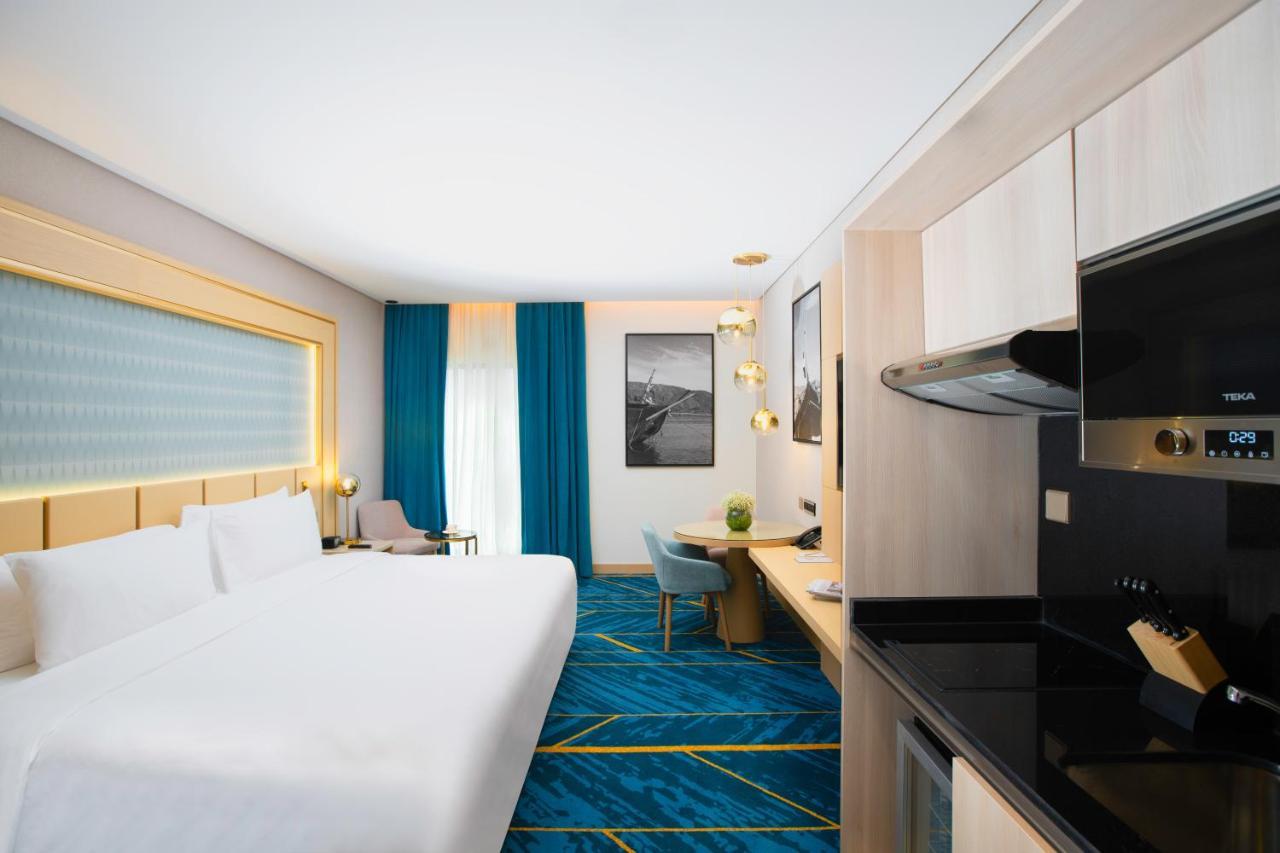 Maani Muscat Hotel & Suites 外观 照片