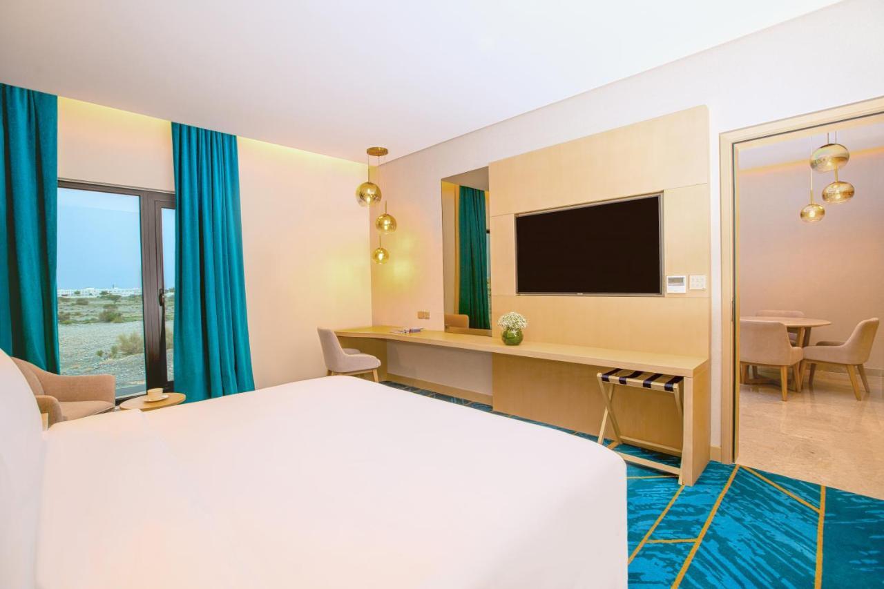 Maani Muscat Hotel & Suites 外观 照片