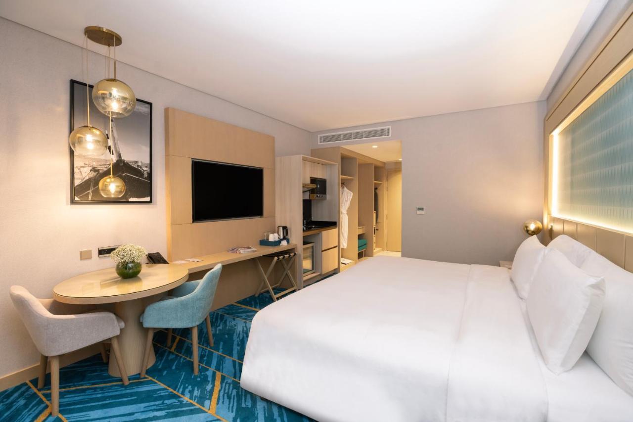 Maani Muscat Hotel & Suites 外观 照片
