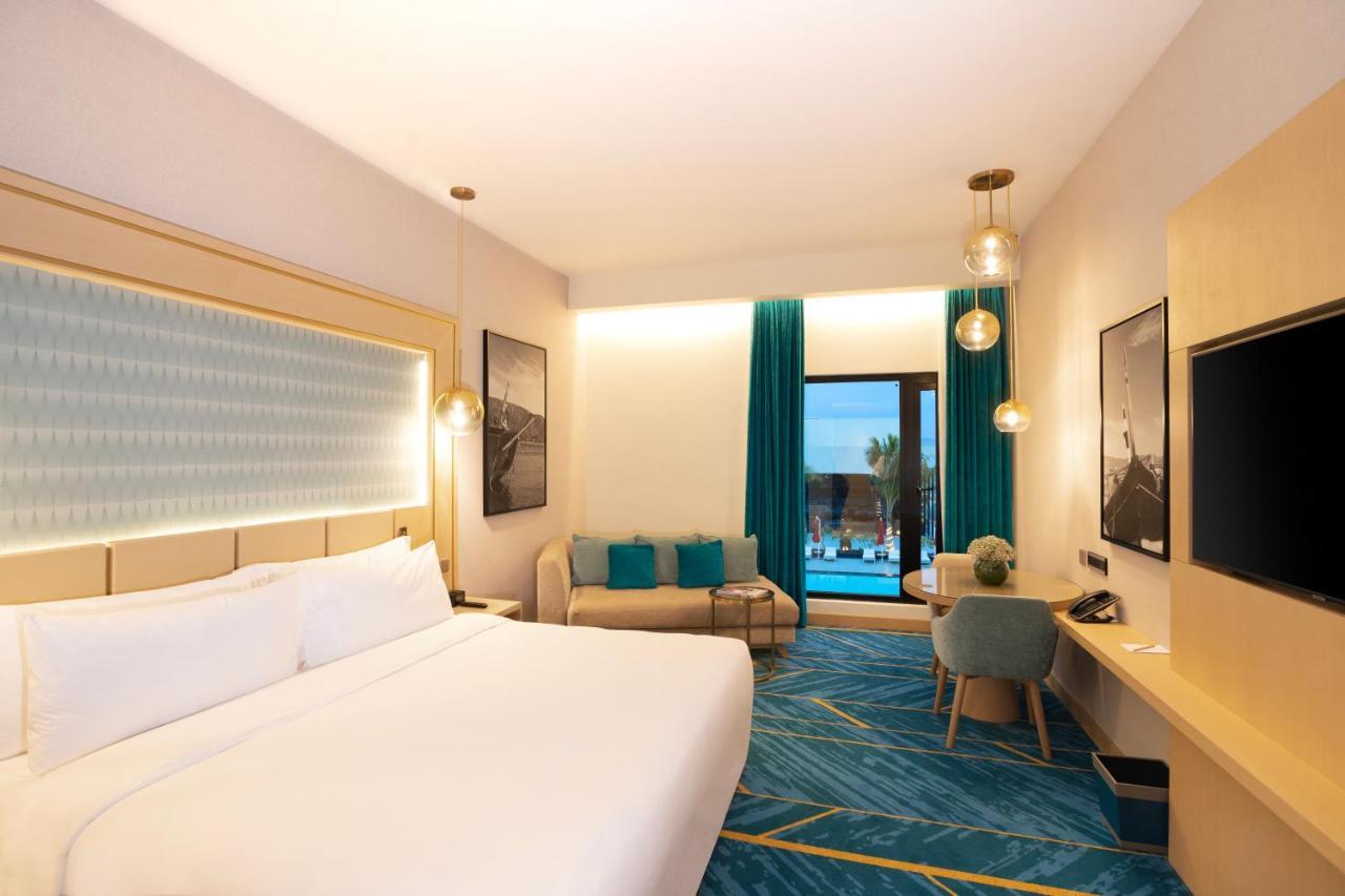 Maani Muscat Hotel & Suites 外观 照片