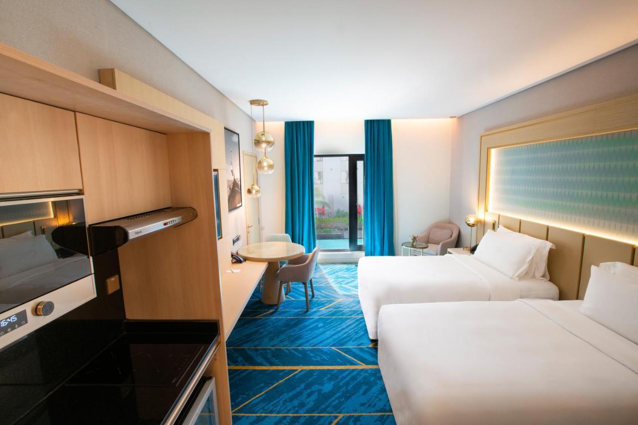 Maani Muscat Hotel & Suites 外观 照片