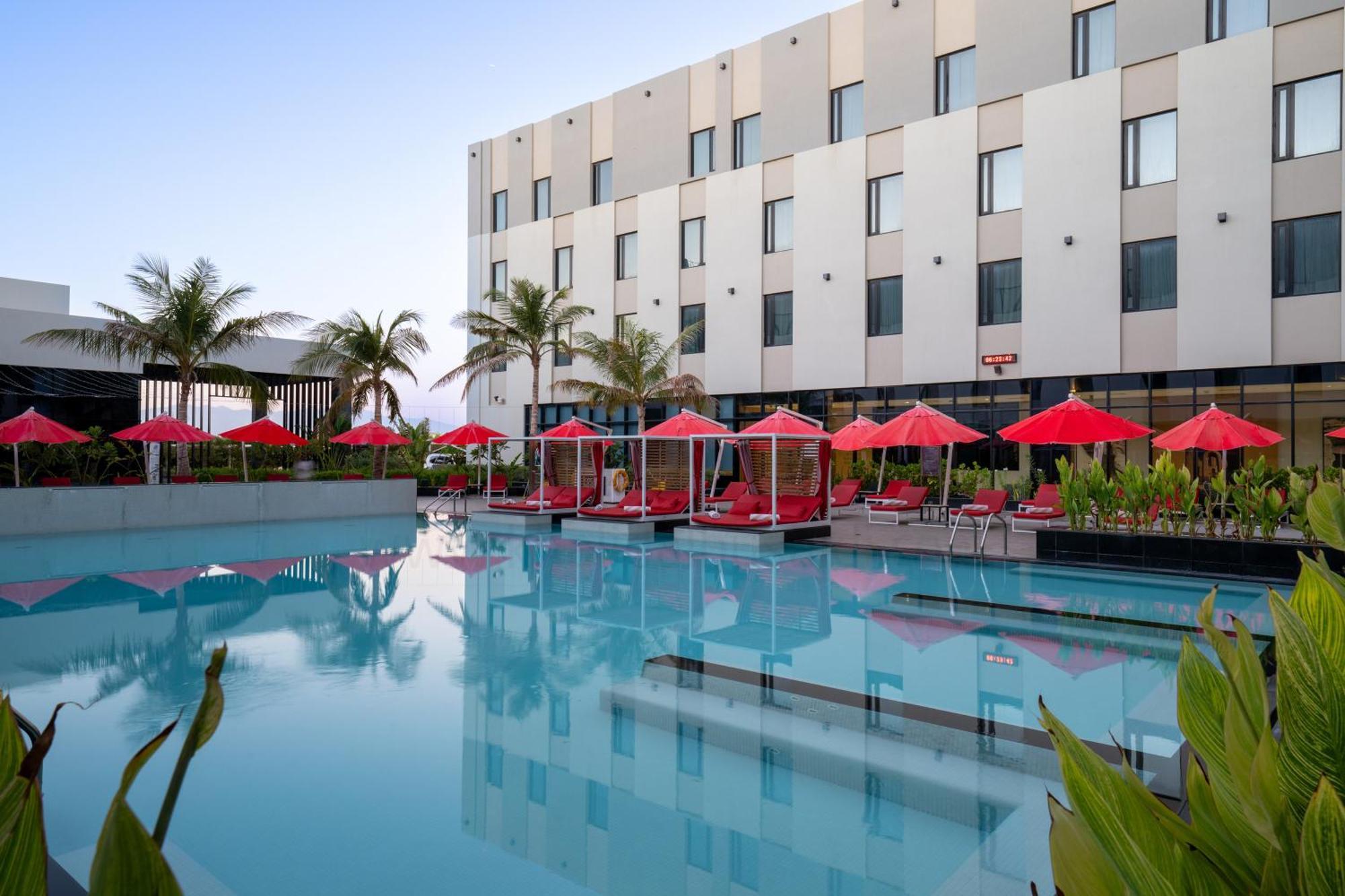 Maani Muscat Hotel & Suites 外观 照片